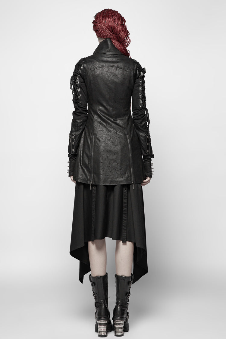 Beautifully Finished Coat in a Timeless Design