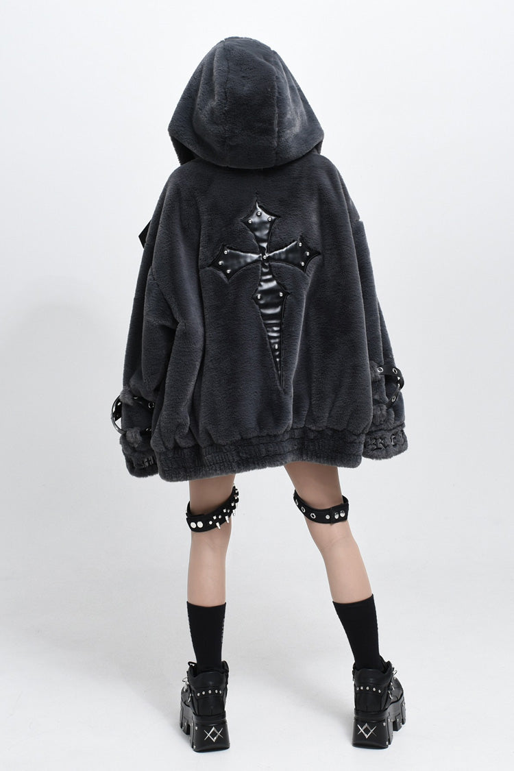 Beautifully Finished Coat in a Timeless Design