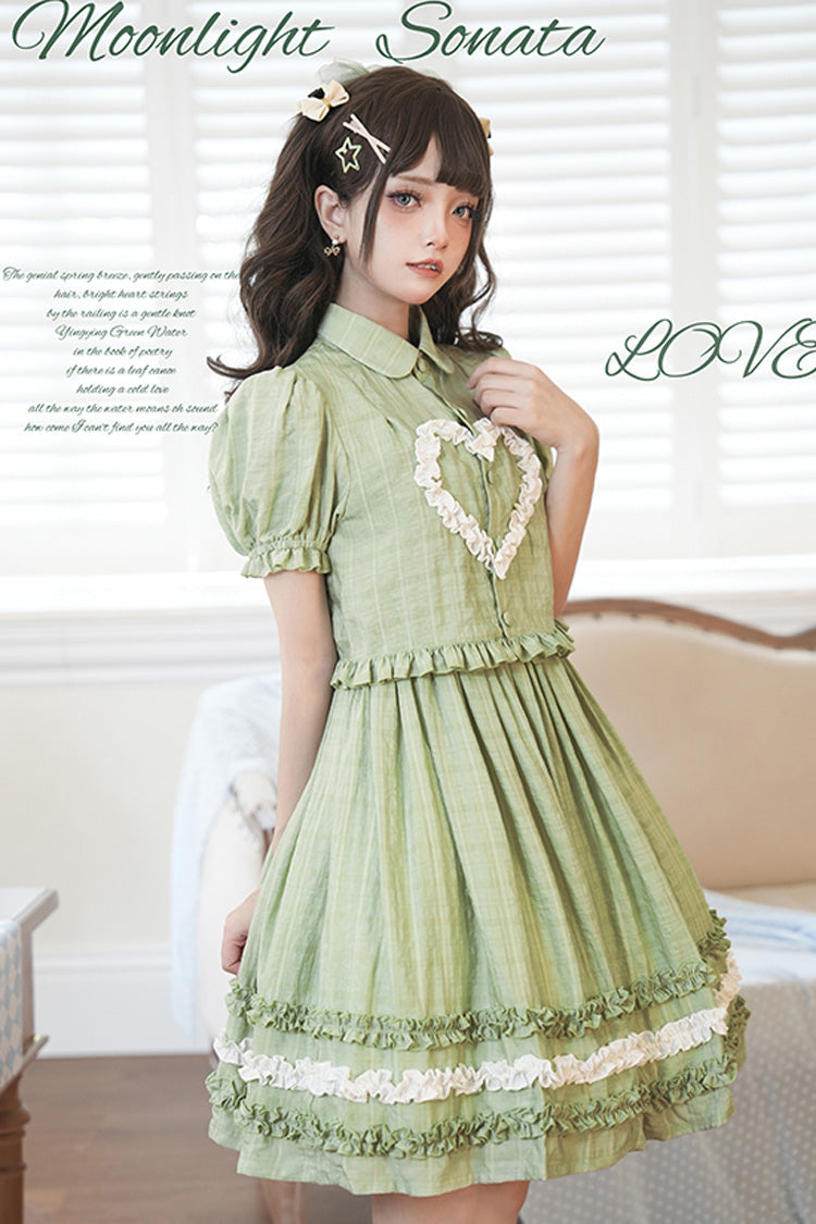 Finely Styled Dress with a Classic Vintage Look