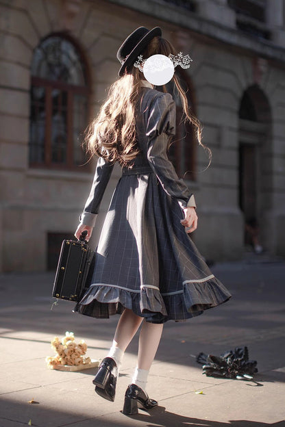 Classic Designed Dress in a Timeless Cut