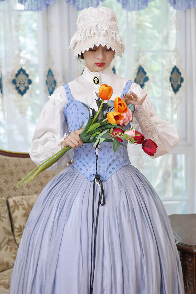 Subtly Elegant Dress with a Refined Vintage Look