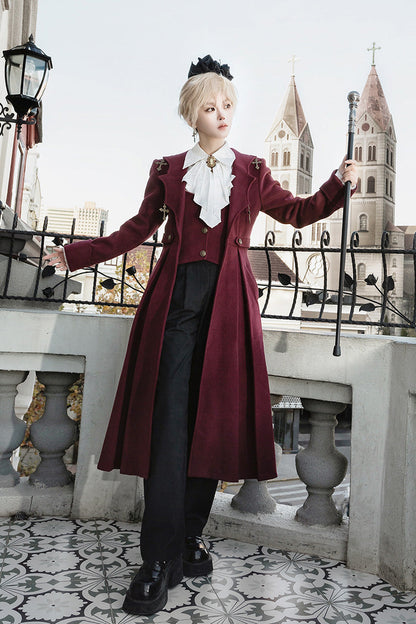 Beautifully Finished Coat in a Timeless Design