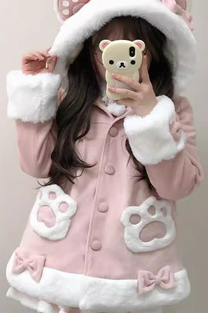 Casually Elegant Coat with a Refined Edge