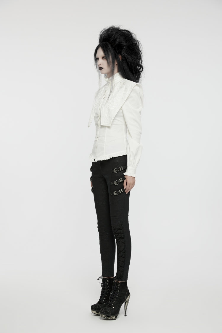 Casually Elegant Blouse with a Refined Edge