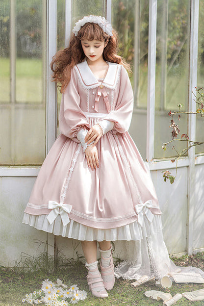 Casually Elegant Dress with a Refined Edge