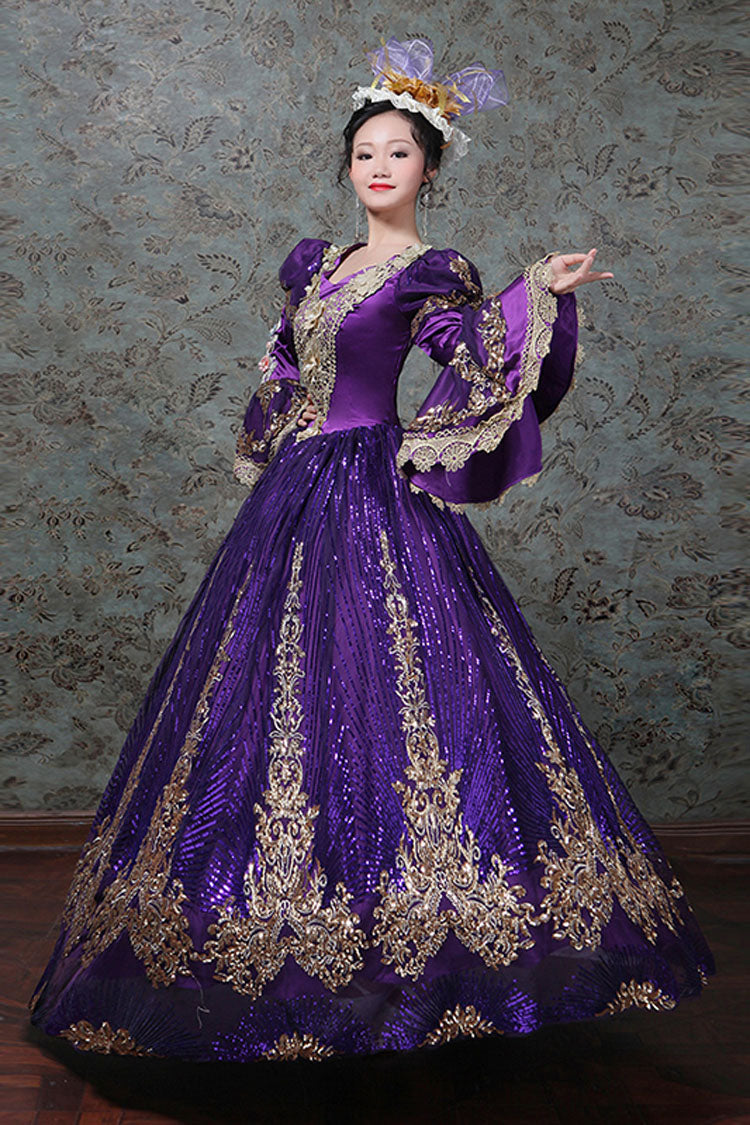 Finely Styled Dress with a Classic Vintage Look