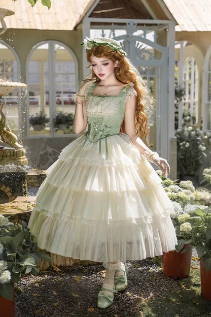 Vintage Style Dress with a Modern Fit