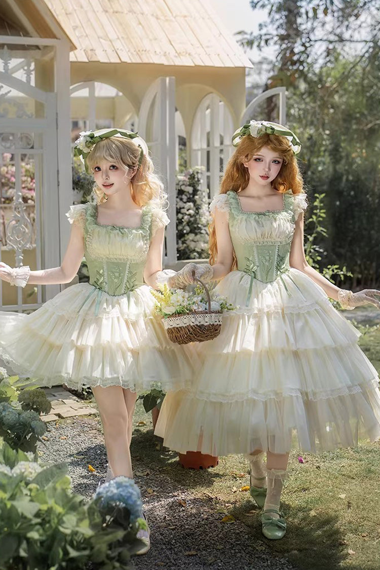 Vintage Style Dress with a Modern Fit