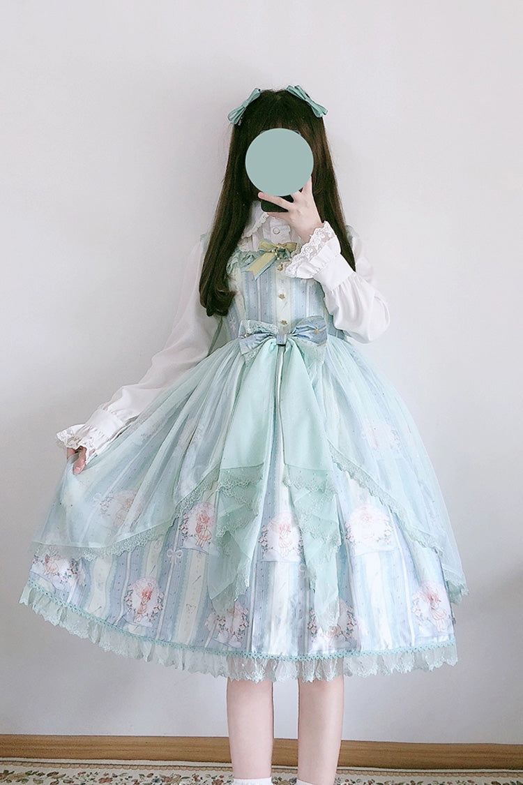 Subtly Elegant Dress with a Refined Vintage Look
