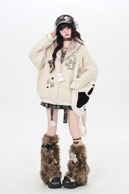 Subtly Elegant Coat with a Refined Vintage Look