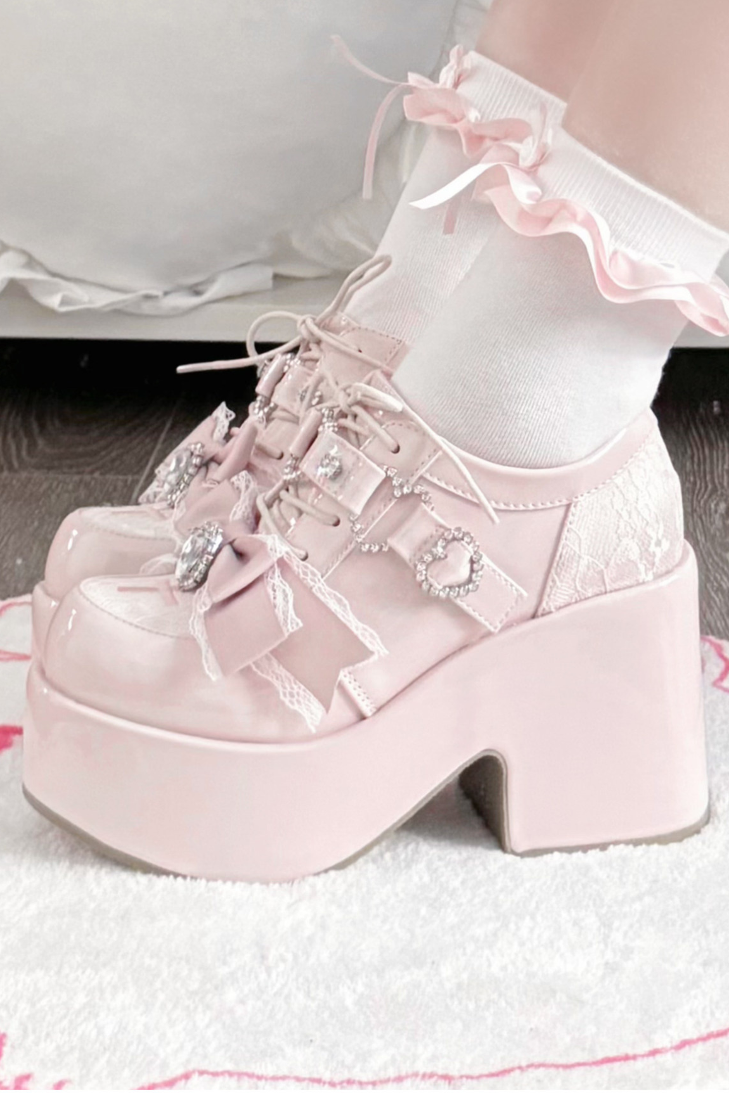 Dark Sweet Love Ribbon Shoes