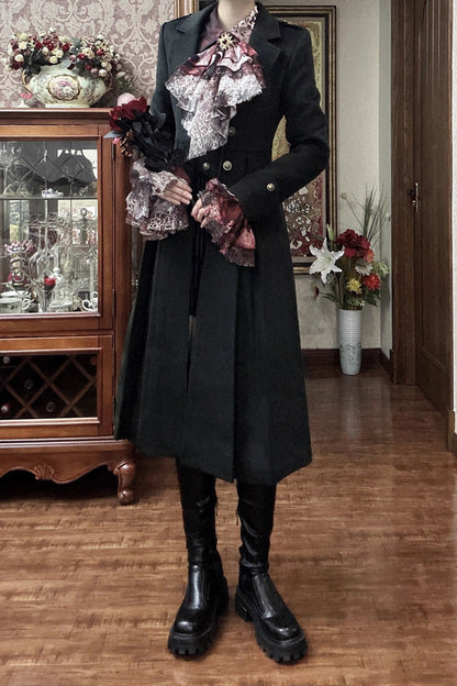 Effortlessly Elegant Coat with a Timeless Design