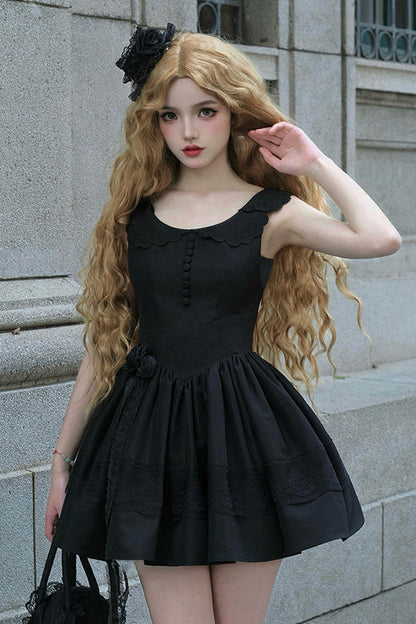 Classic Designed Dress in a Timeless Cut