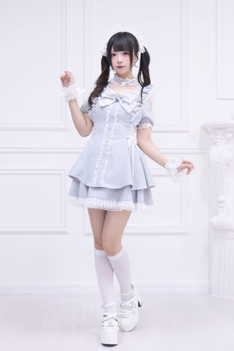 Subtly Elegant Dress with a Refined Vintage Look