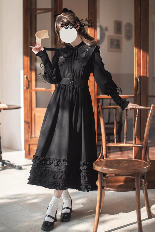 Elegantly Styled Dress for Everyday Wear