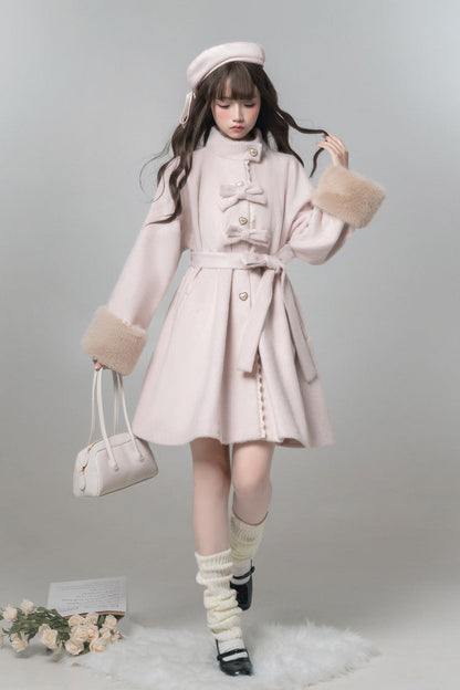 Elegantly Styled Coat for Everyday Wear