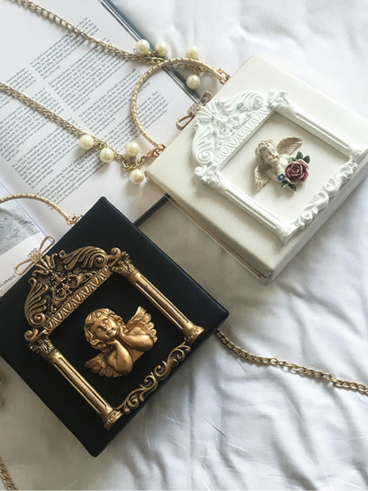 Classic Cameo Pearl Chain Bag