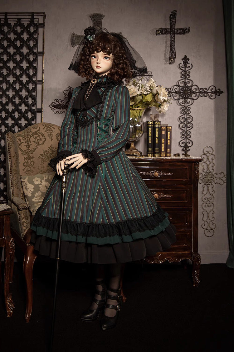 Thoughtfully Designed Dress in a Timeless Style