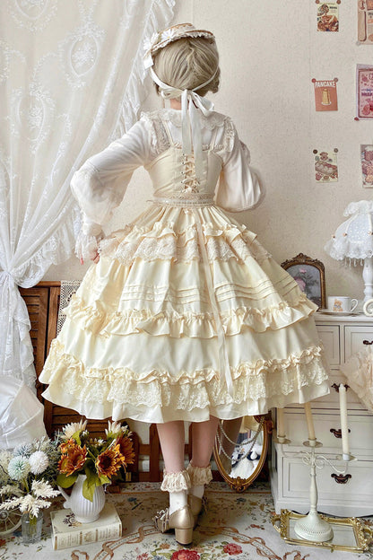 Beautifully Crafted Dress in a Classic Style