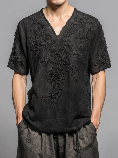 Finely Styled Shirt with a Classic Vintage Look