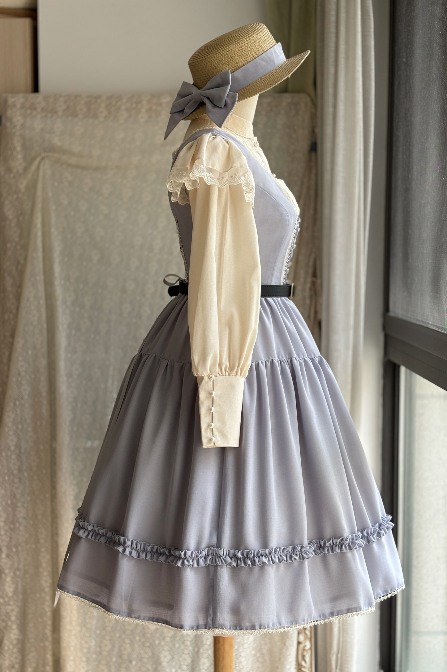 Sketch Wild Rose Lolita Jumper Skirt