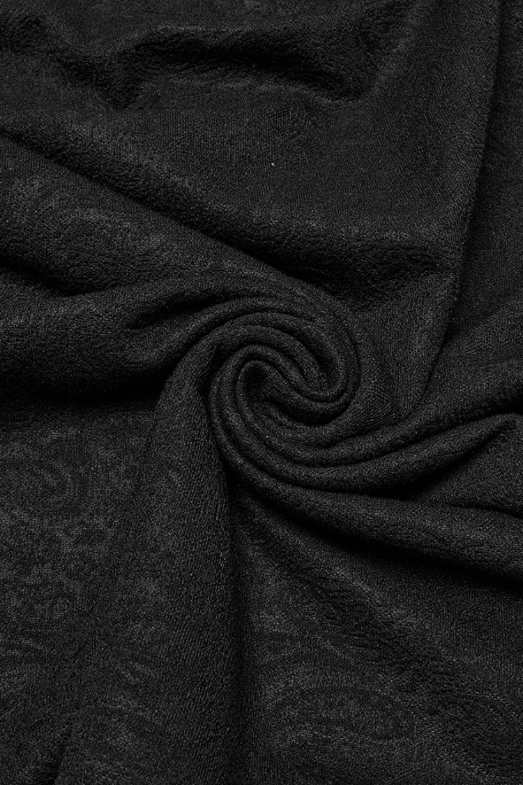 Beautifully Finished Blouse in a Timeless Design