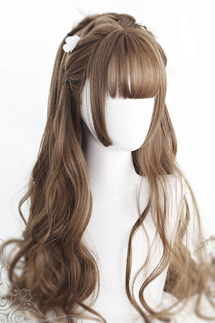 Casually Elegant Garment with a Refined Edge