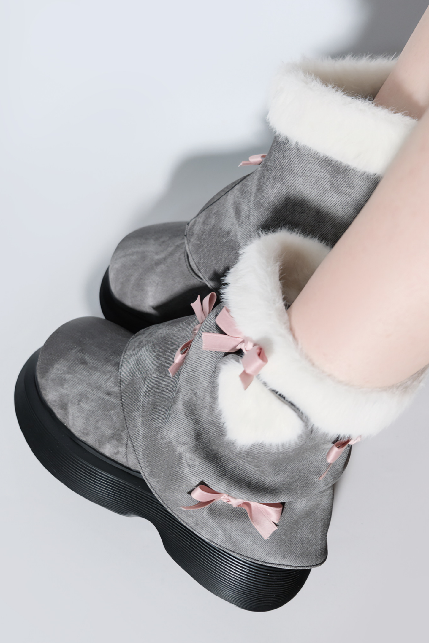 Velvet Ribbon Heart Short Boots