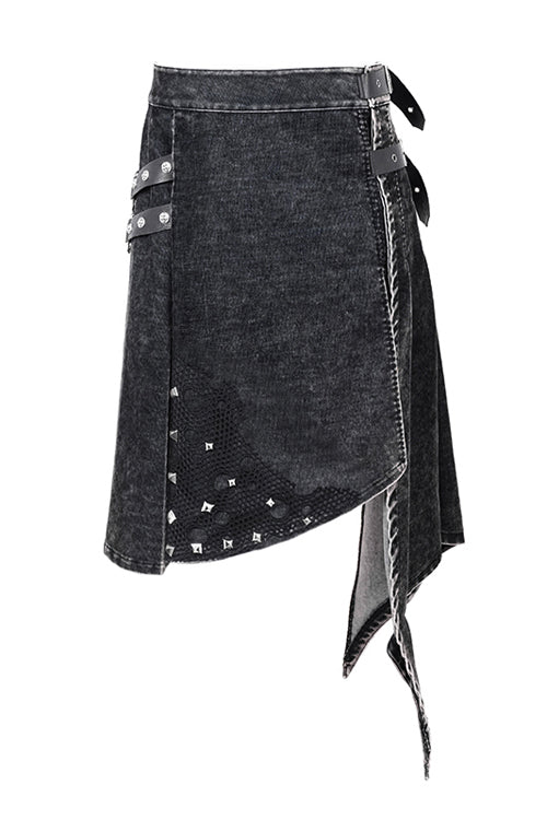 Finely Styled Garment with a Classic Vintage Look