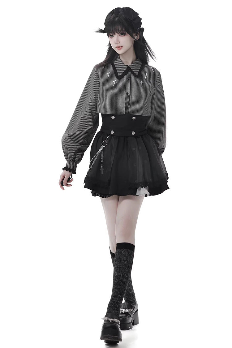 Beautifully Finished Garment in a Timeless Design