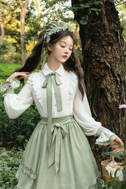 Retro Ruffle Shirt + Flare Skirt + Tie