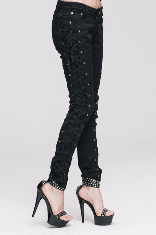 Elegantly Styled Pants for Everyday Wear