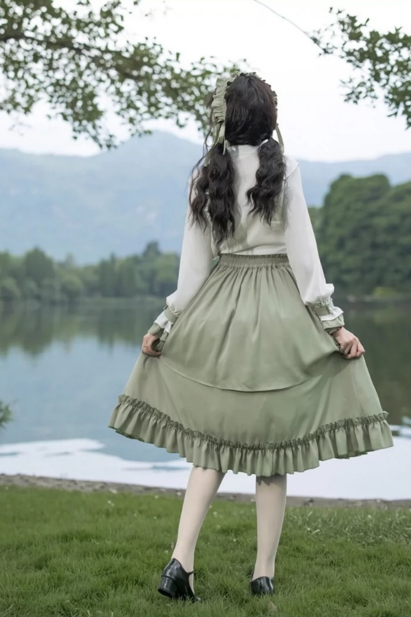 Retro Ruffle Shirt + Flare Skirt + Tie