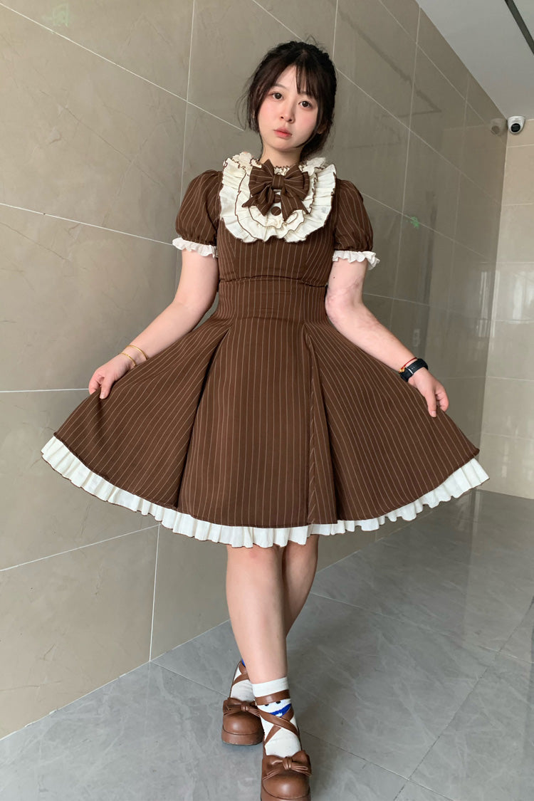 Classic Vintage Dress with a Flattering Fit