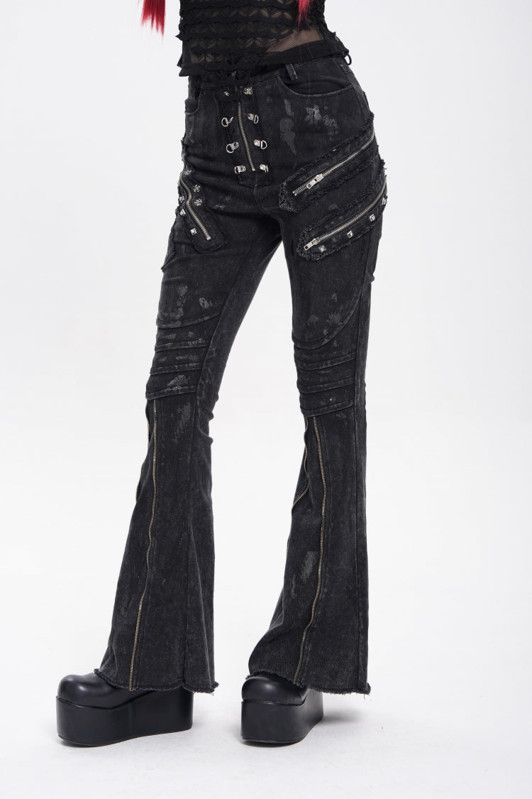 Thoughtfully Designed Pants in a Timeless Style
