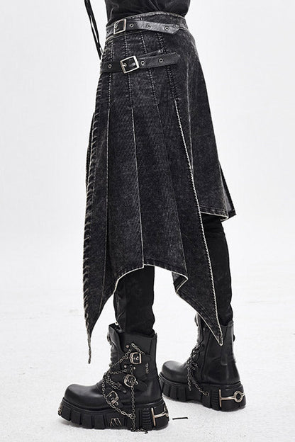 Casually Elegant Garment with a Refined Edge