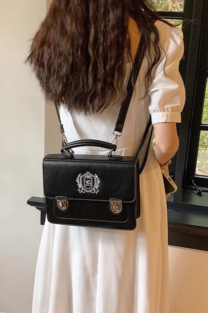 Classic Vintage Bag with a Flattering Fit
