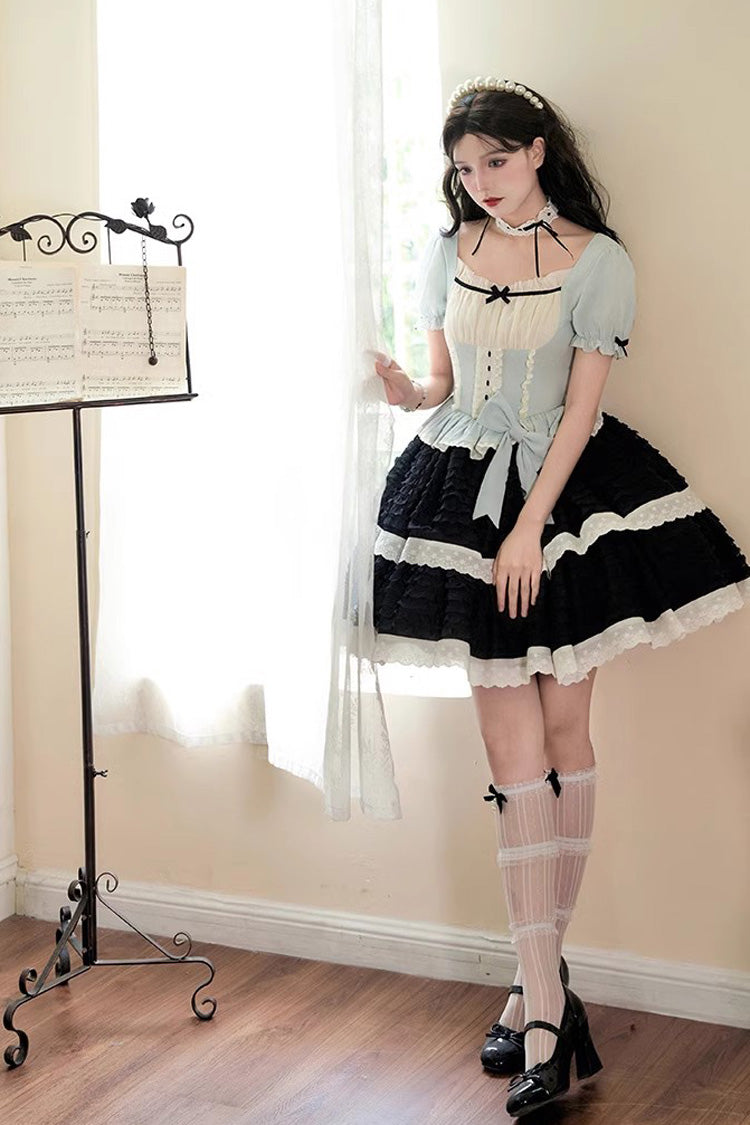 Subtly Elegant Dress with a Refined Vintage Look