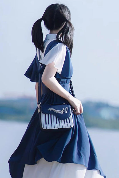 Sophisticated Bag with a Clean Classic Look