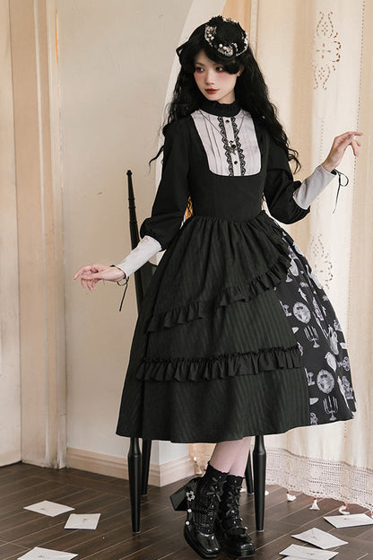 Beautifully Crafted Dress in a Classic Style