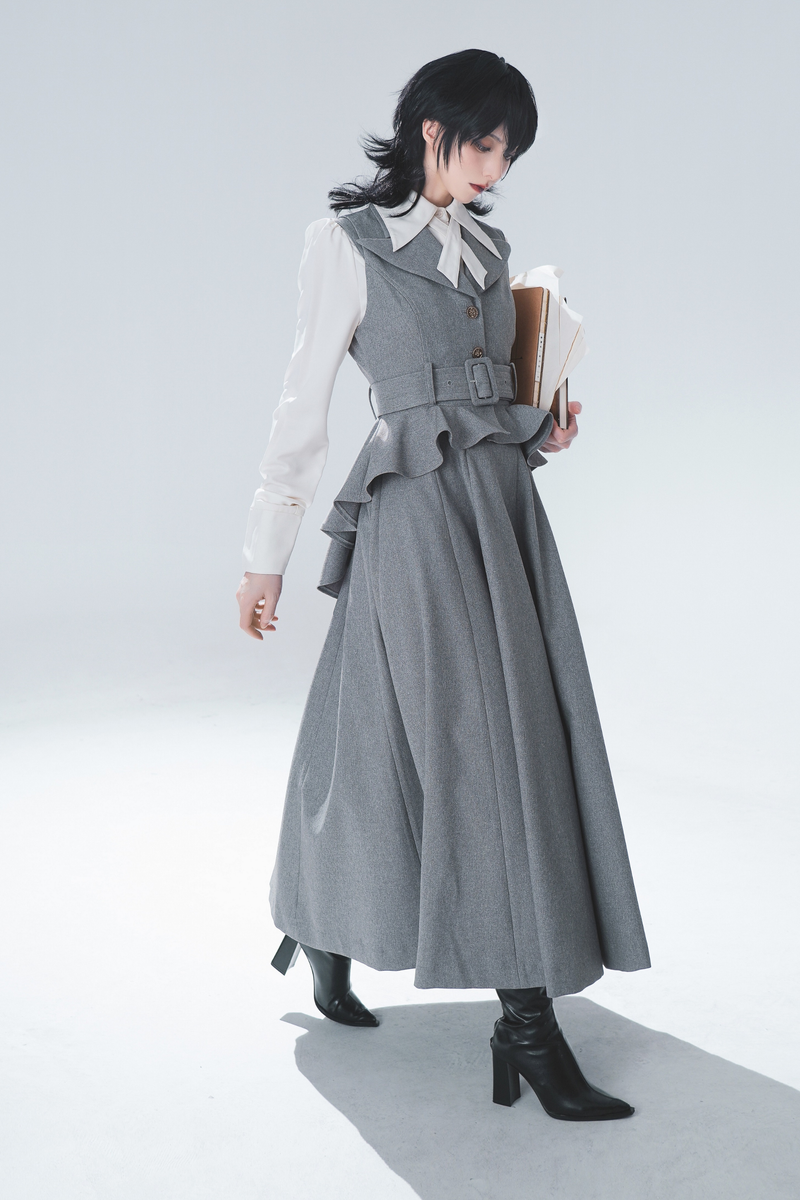 Umbrella Style Trailing Vest + Long Skirt + Short Skirt