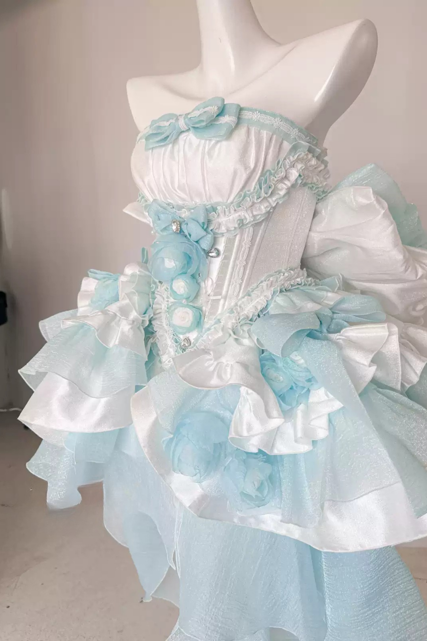 [pre-order] Paraiba Tourmaline Rose Long Tail Beauty Dress Set