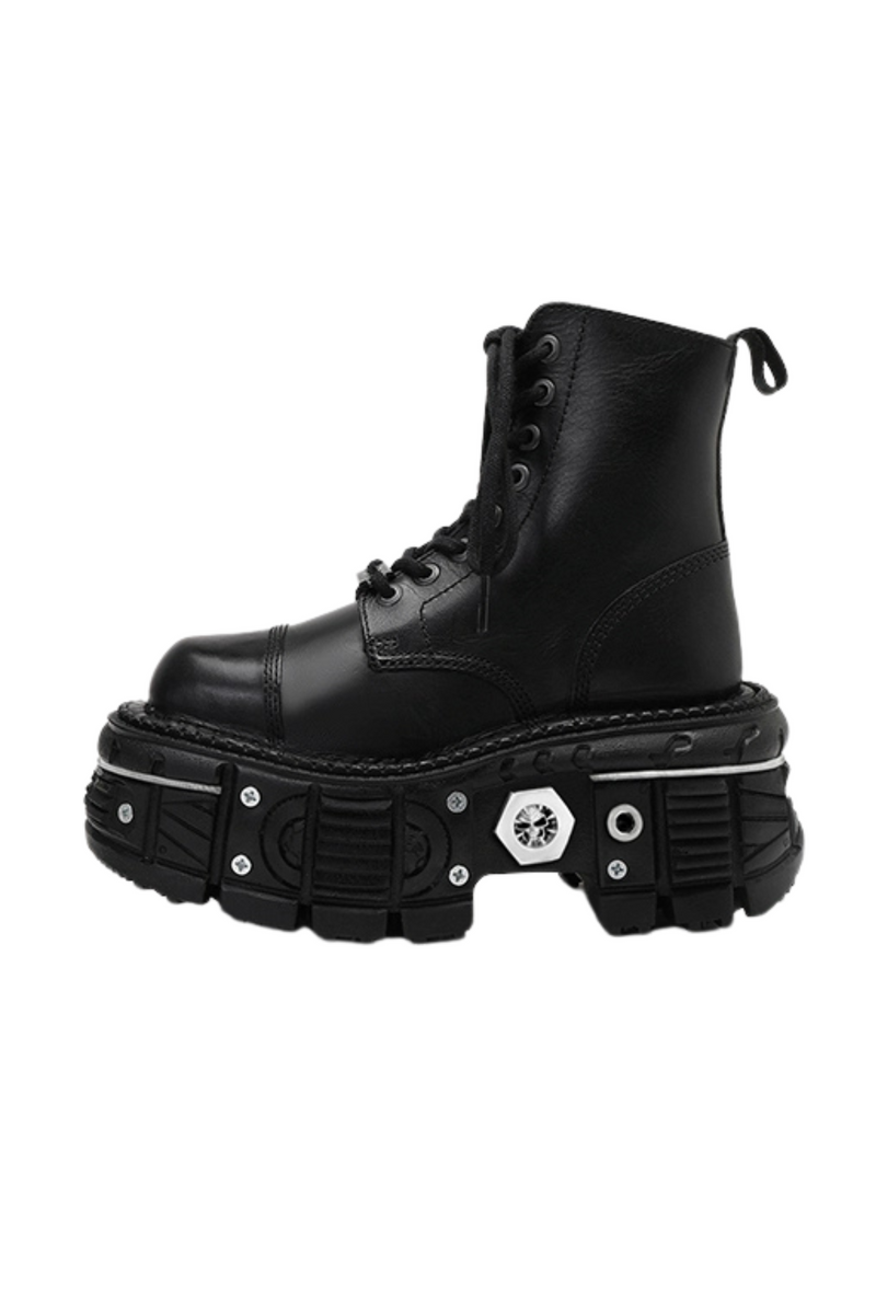 Metal Point Design Ankle Boots