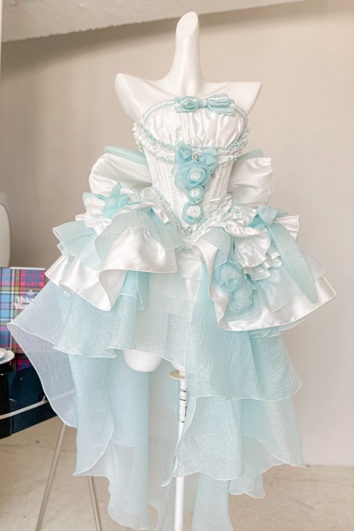 [pre-order] Paraiba Tourmaline Rose Long Tail Beauty Dress Set