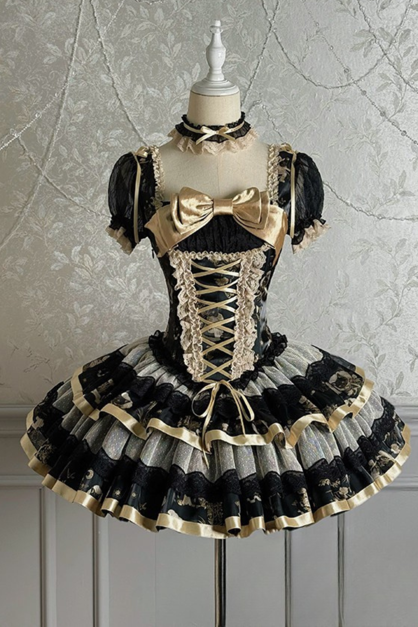 [pre-order Deadline: April 3] Gilded Fantasy Lolita Dress + Jumper Skirt