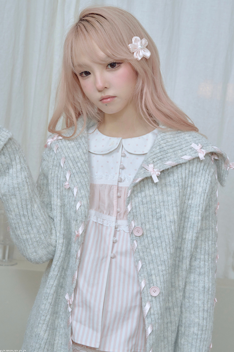 Lace-up Line Ribbon Knit Cardigan