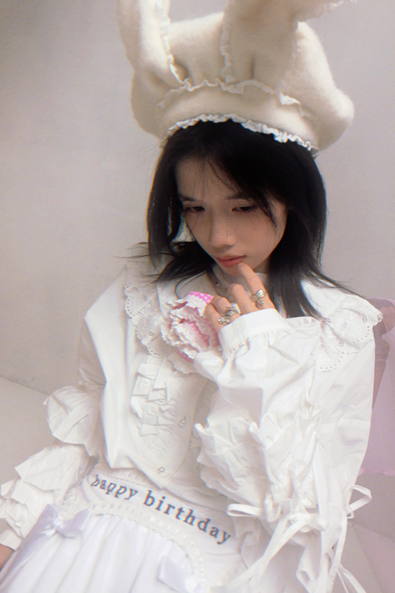 Lace Rabbit Ears Beret