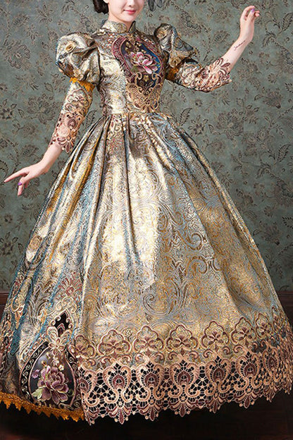 Subtly Elegant Dress with a Refined Vintage Look
