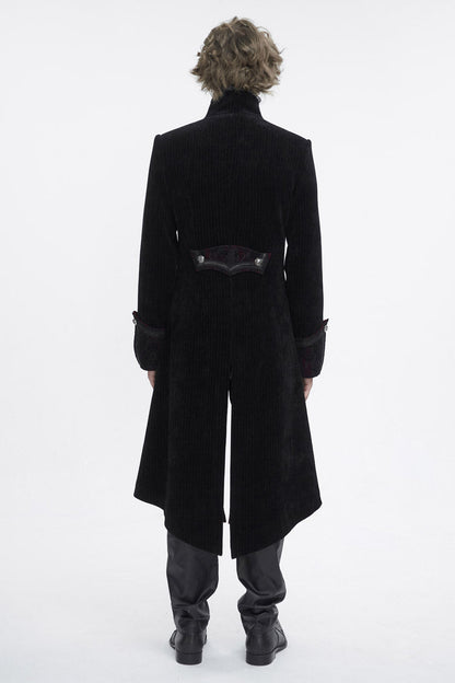 Finely Styled Coat with a Classic Vintage Look