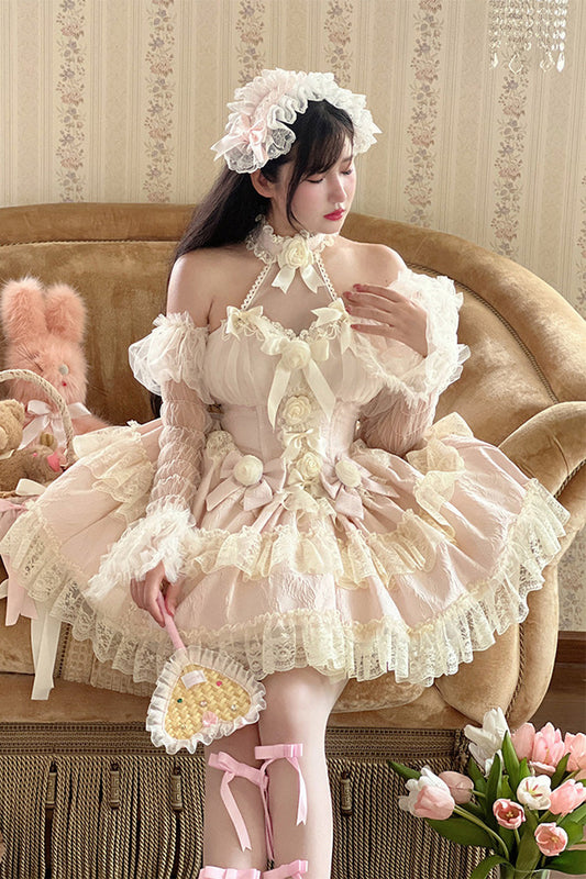 Finely Styled Dress with a Classic Vintage Look